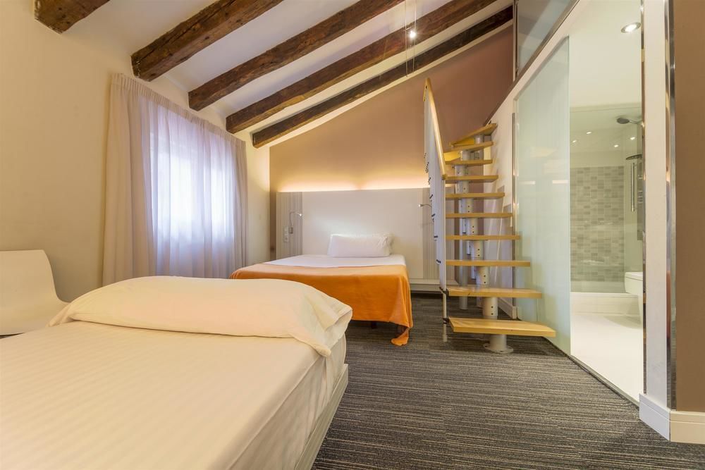 Hotel Icon Embassy Madrid Esterno foto